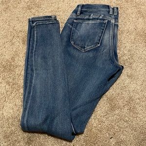 Venus jeans size 6L (long) 31 1/2” inseam.